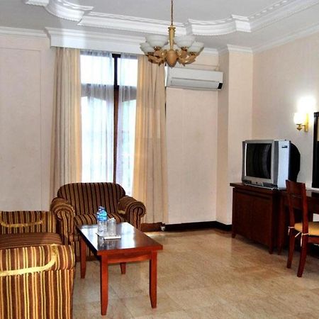 Pia Hotel Pangkalpinang Pangkalan Baru Eksteriør bilde