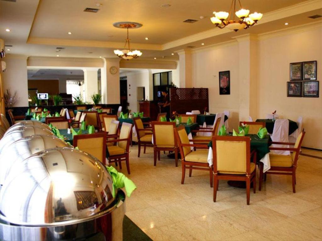Pia Hotel Pangkalpinang Pangkalan Baru Eksteriør bilde